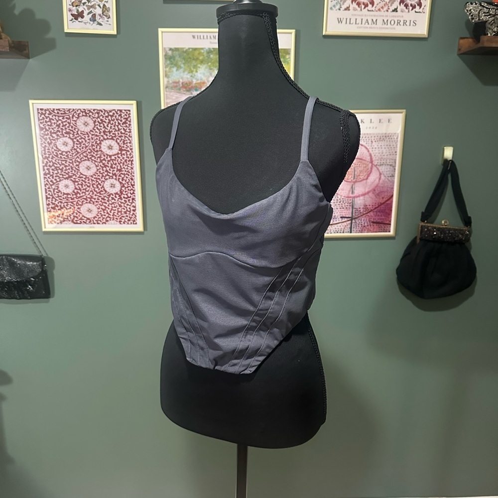 💕NWT White Fox Boutique Charcoal Gray Crop Top
